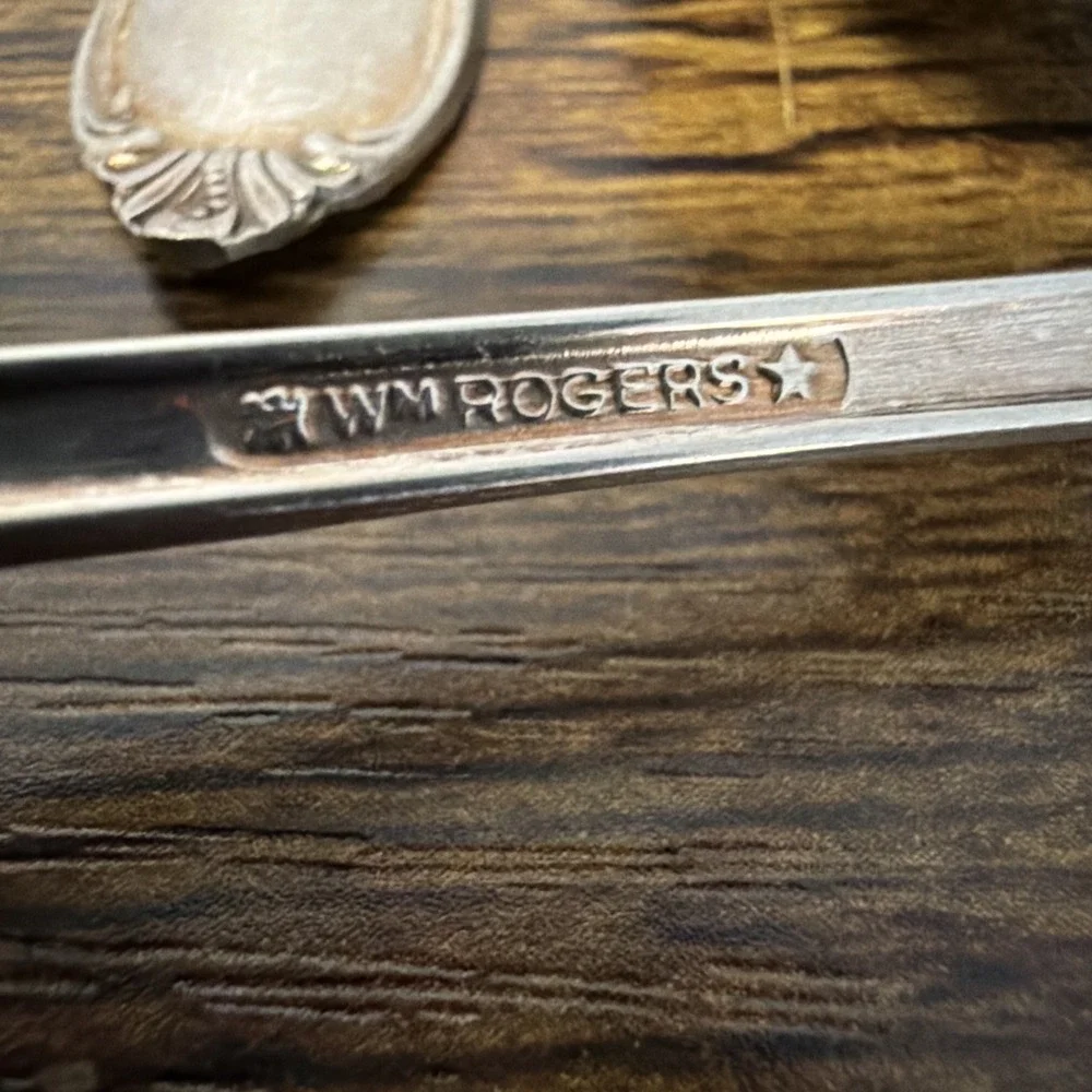 VTG Lot 8x Iced Tea Spoons WM Rogers International Silver Precious Mirror 7 3/4